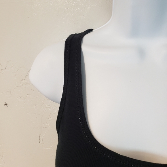 SO Medium Black Tank Top Fitted Layering Ribbed Metallic Threading Scoop Neck - Picture 3 of 6